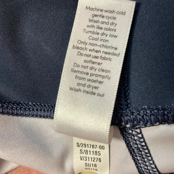 athleta blue floral sonic cropped high wasted leggings size extra small - Picture 8 of 8